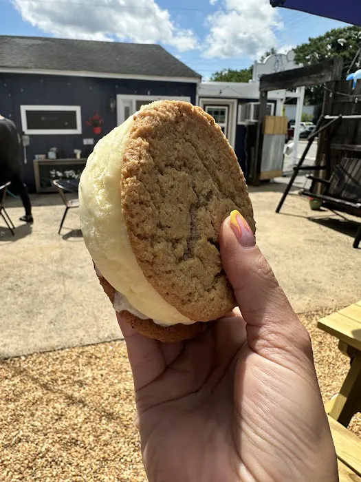 SugarBear Gourmet Ice Cream Picture 3