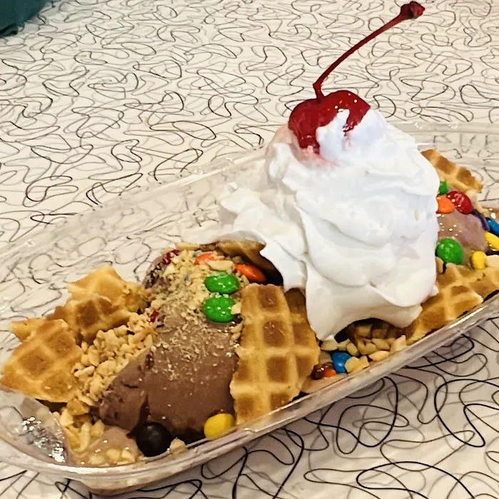 Chaps Ice Cream - UVA Corner Picture 4