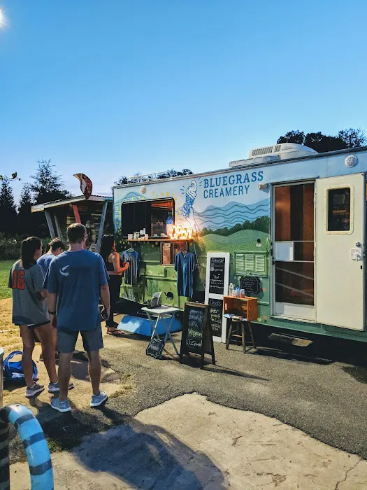 Bluegrass Creamery Picture 2