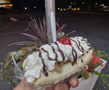 Willy's Ice Cream
