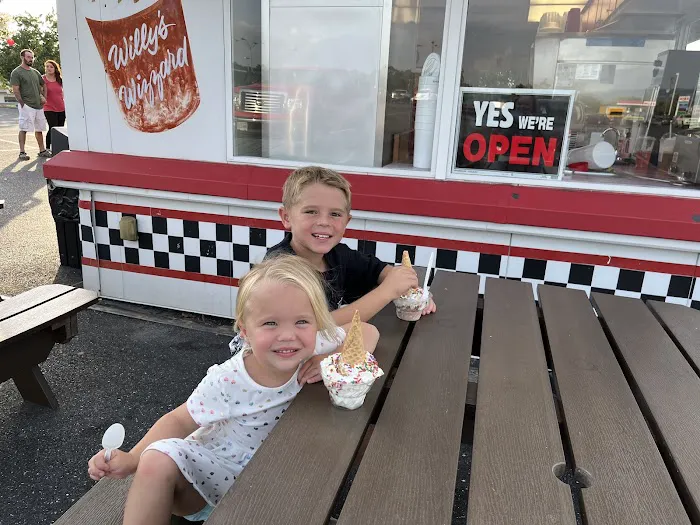 Willy's Ice Cream Picture 4