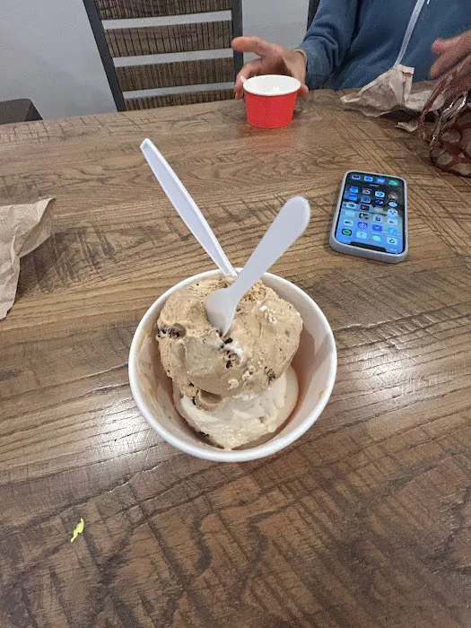 Crozet Creamery Picture 7