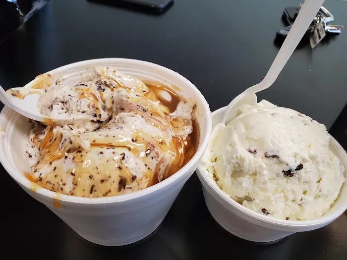 Sugar Mama's Ice Cream Picture 1