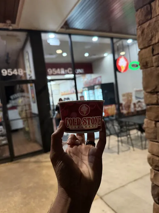 Cold Stone Creamery Picture 6
