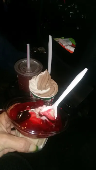 Rita's Italian Ice & Frozen Custard Picture 4