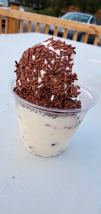 Malacari’s Ice Cream Picture 8