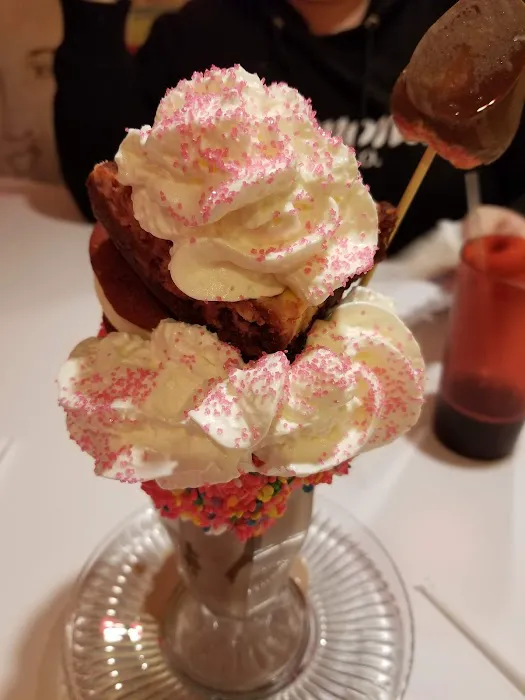 Pop's Malt Shoppe Picture 6