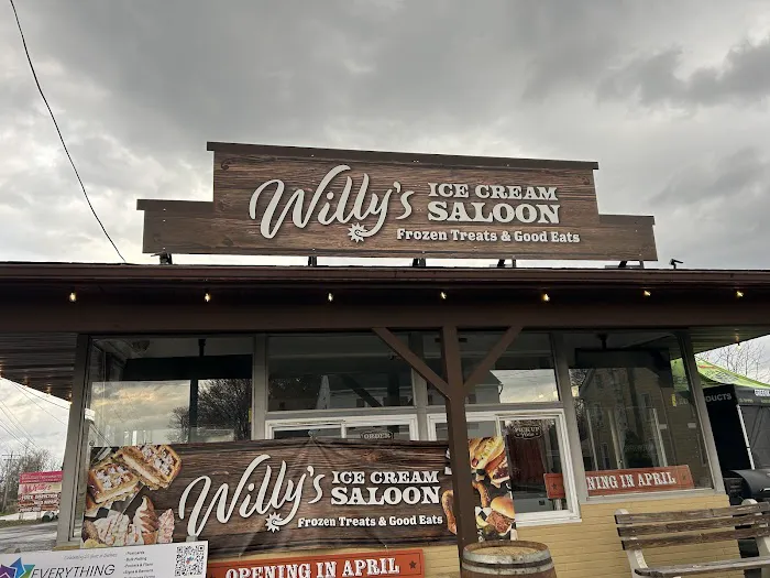 Willy's Ice Cream Saloon Picture 7