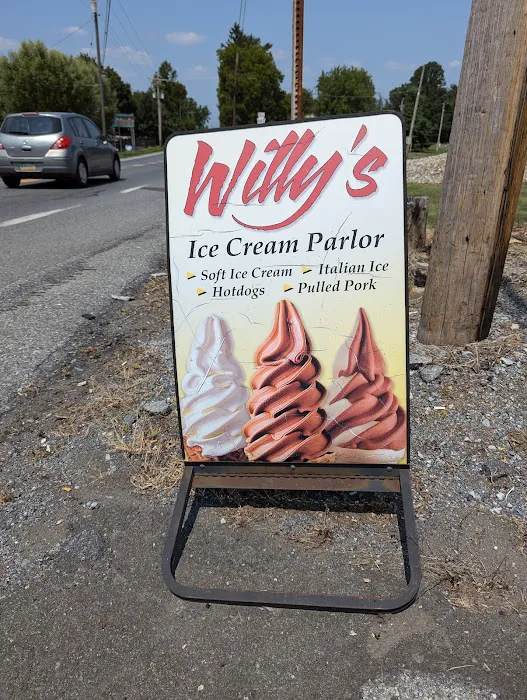 Willy's Ice Cream Saloon Picture 8