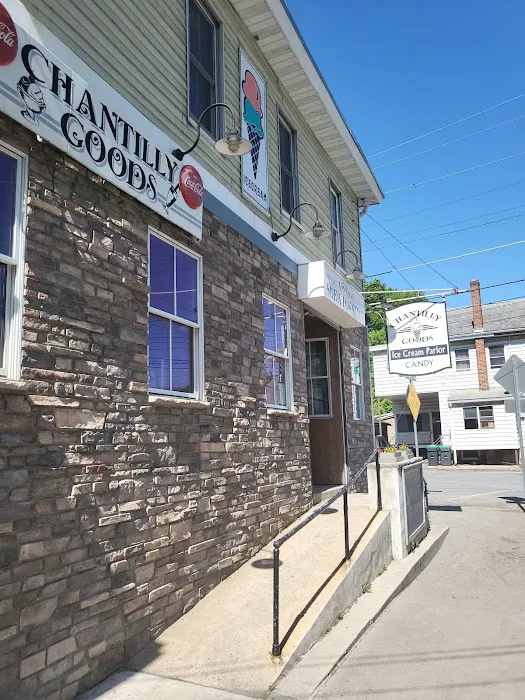 Chantilly Goods Ice Cream Shoppe Picture 7