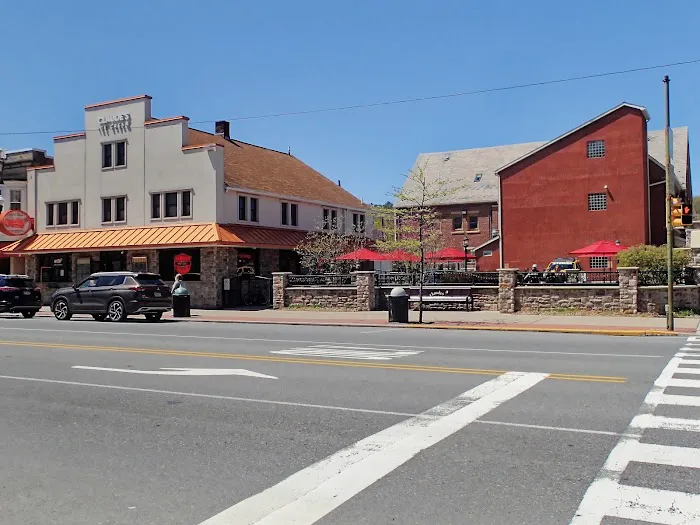 Claude's Creamery Picture 9