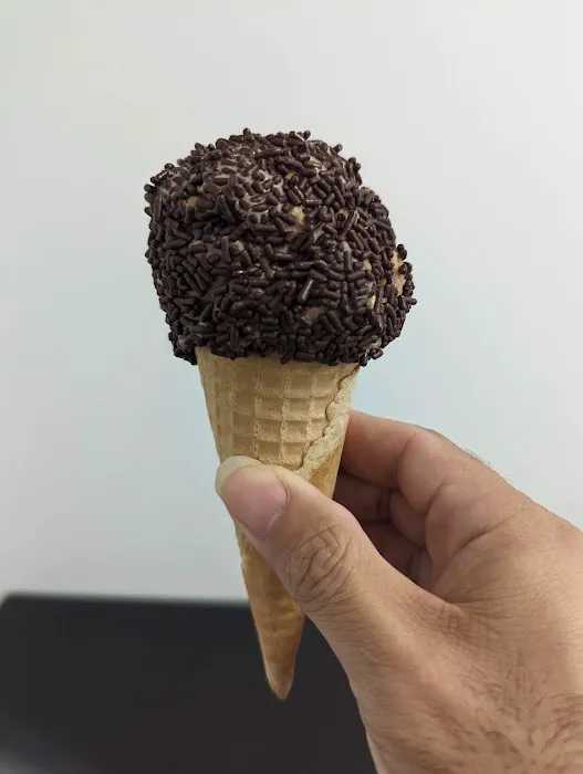 Drizzle Ice Cream - Schnecksville Picture 4