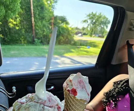 Yia Yia's Ice Cream Shoppe