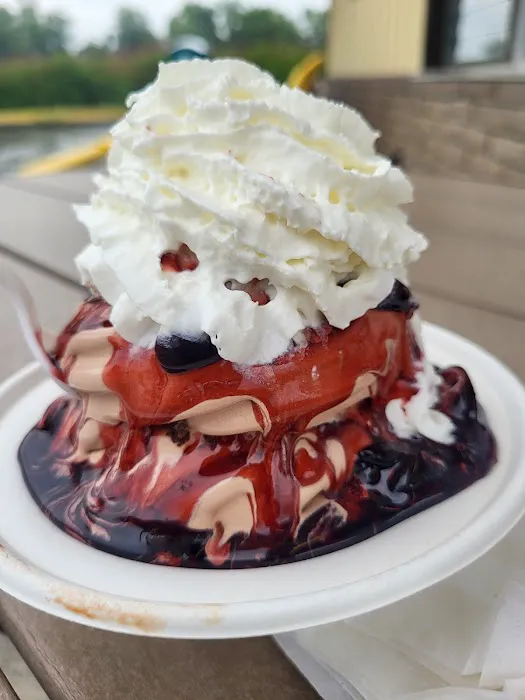 McClary's Ice Cream Stand Picture 1