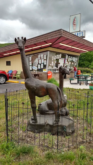 McClary's Ice Cream Stand Picture 7