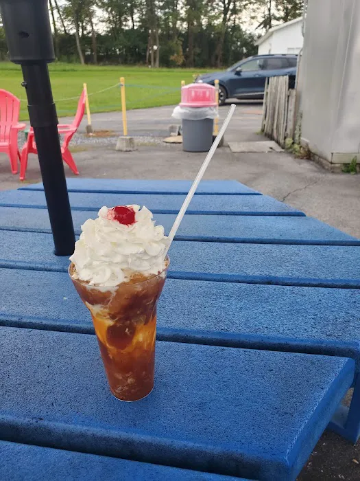 Reese's Dairy Bar Picture 6