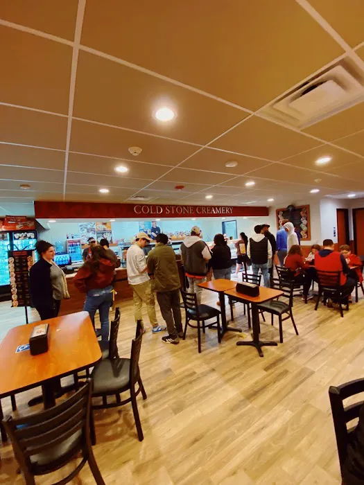 Cold Stone Creamery Picture 2