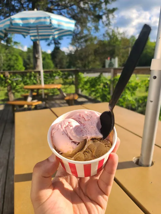 Black Bear Creamery Picture 6