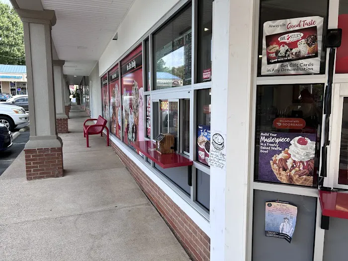 Bruster's Real Ice Cream Picture 5