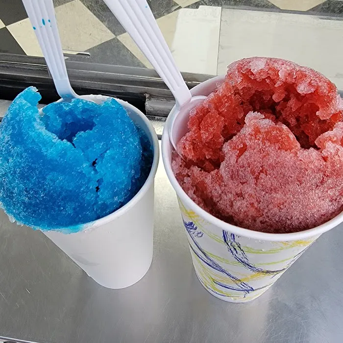 Kyky's Hawaiian Ice Picture 5