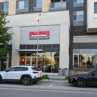 Cold Stone Creamery & Rocky Mountain Chocolate Factory ico