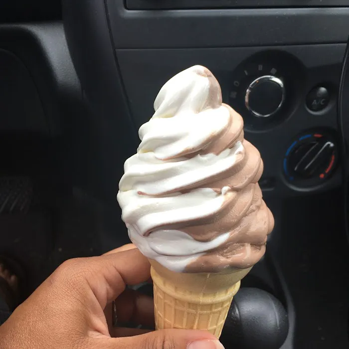 Opie's Soft Serve & Snowballs Picture 7
