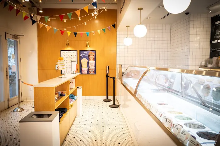 Jeni's Splendid Ice Creams Picture 8