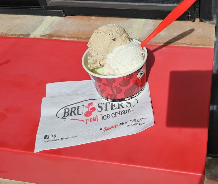 Bruster's Real Ice Cream Picture 6