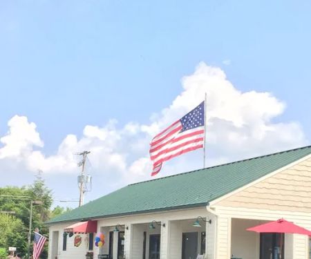 Scoops Ice Cream & Grille
