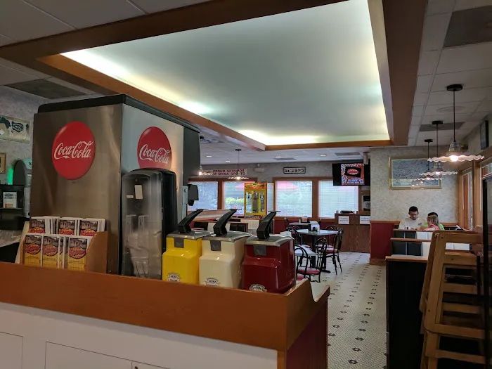 Scoops Ice Cream & Grille Picture 8