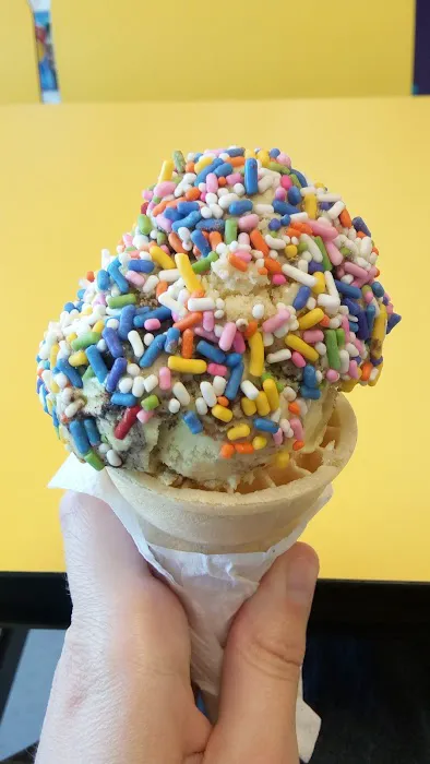 Lickity Split Ice Cream Shoppe Picture 4
