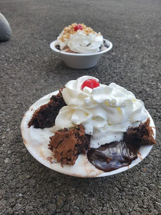 Sammy's Ice Cream and Italian Ice Picture 4