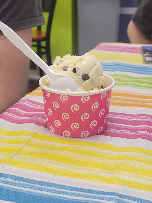 Sammy's Ice Cream and Italian Ice Picture 7