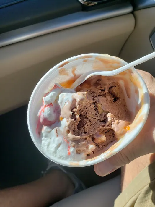 Drizzle Ice Cream of Alburtis Picture 1