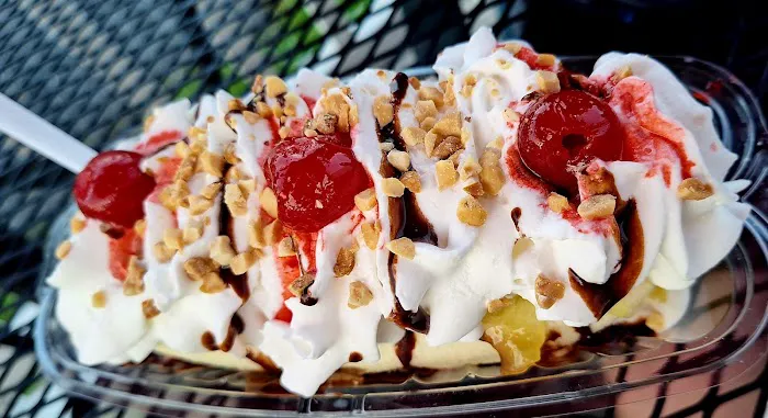 Drizzle Ice Cream of Alburtis Picture 6