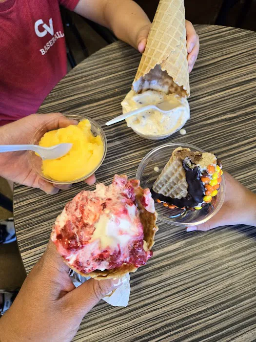 Good Life Ice Cream & Treats Picture 6