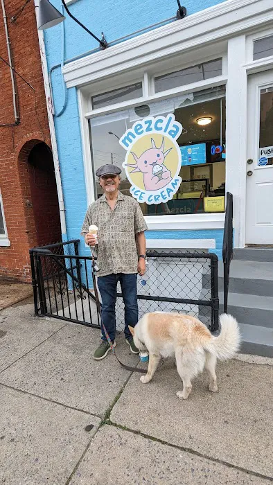 Mezcla Ice Cream Picture 1