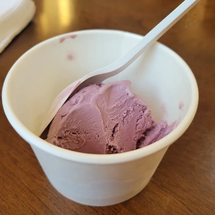 Down On The Farm Creamery Picture 2