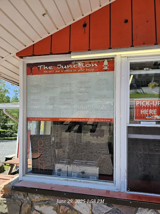 The 940 Junction Picture 5