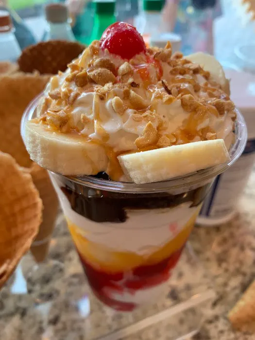 Tutrone’s Ice Cream Picture 9