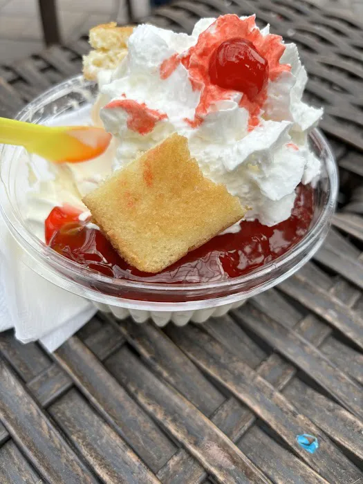 Tutrone’s Ice Cream Picture 8