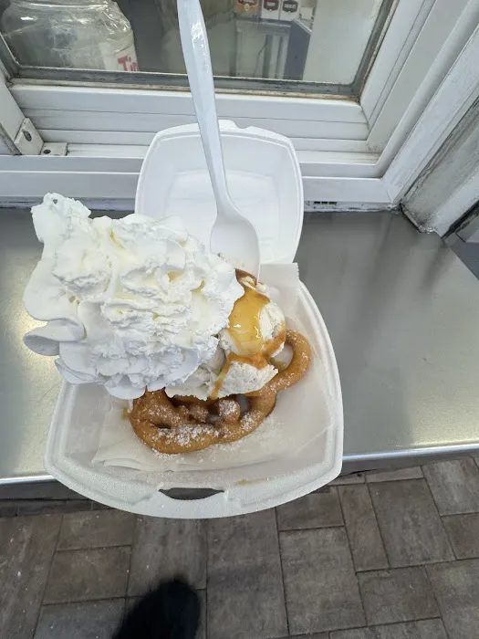 Gabel's Ice Cream & Fast Food Picture 2