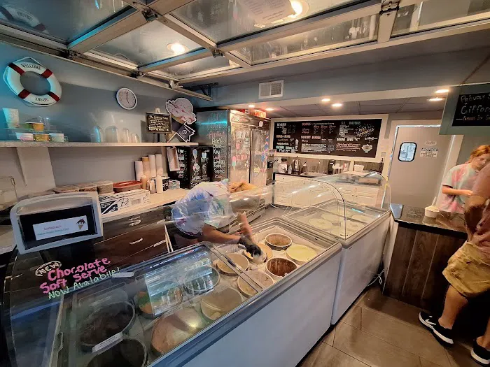 The Inside Scoop & Cafe Picture 2