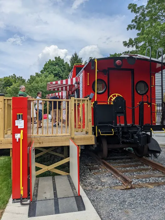 Frosty Caboose Picture 5