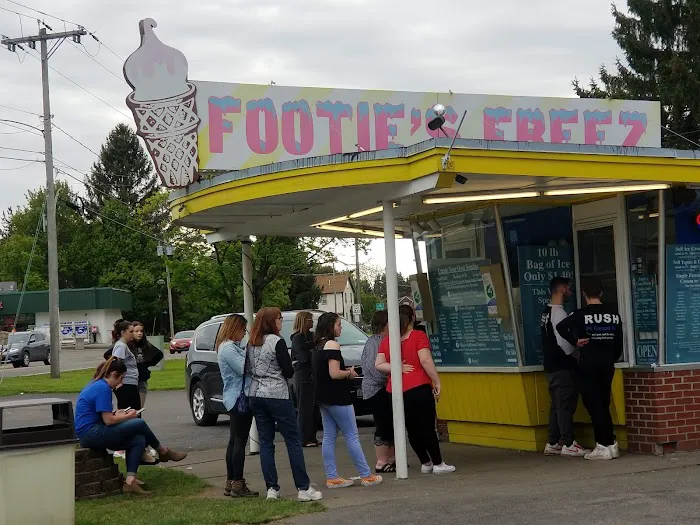 Footie's Freez Picture 6