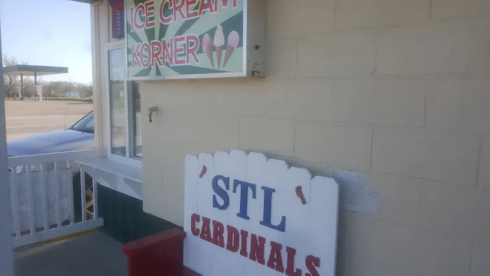 Ice Cream Korner Picture 2