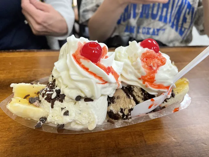 Abner B’s Ice Cream Picture 5