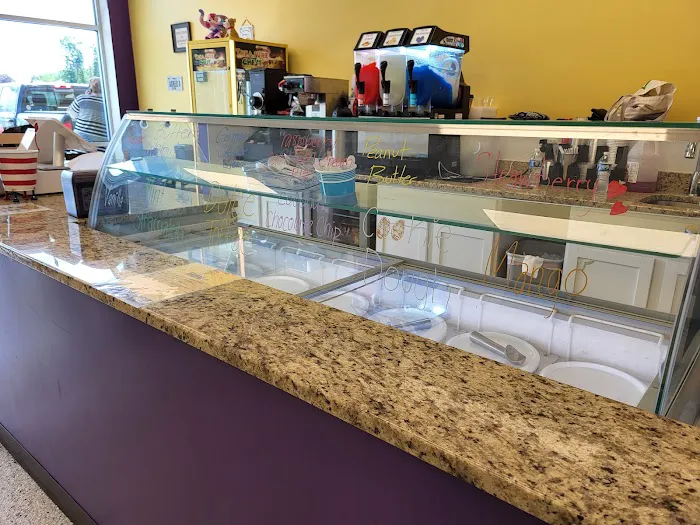 Abner B’s Ice Cream Picture 8