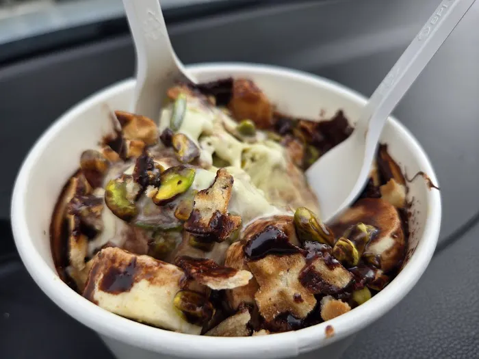Terra's Ice Cream, Coffee, & Sweets Picture 2