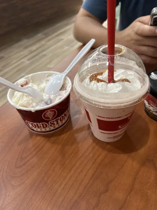 Cold Stone Creamery Picture 3